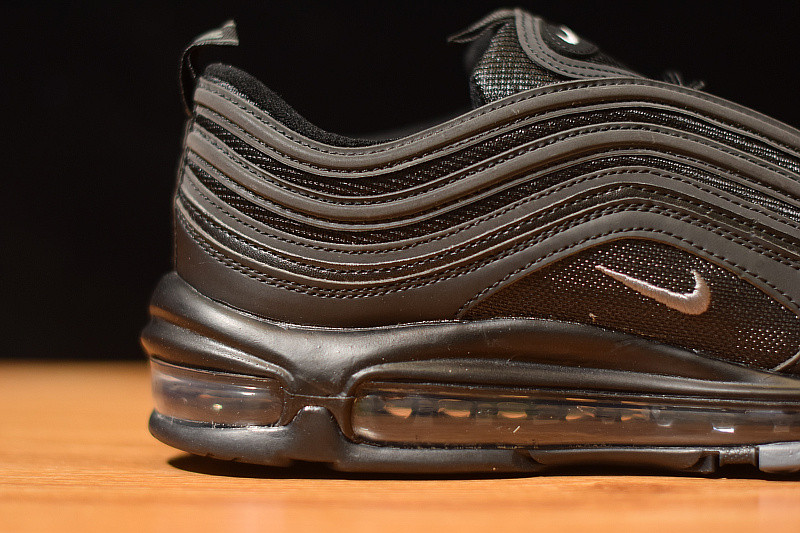 NIKE AIR MAX 97