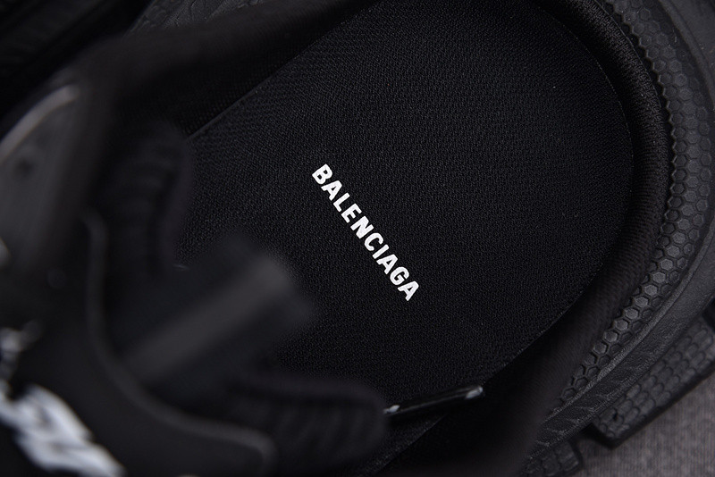 BC 3XL SNEAKER