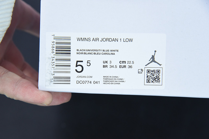 WMNS AIR JORDAN 1 LOW 