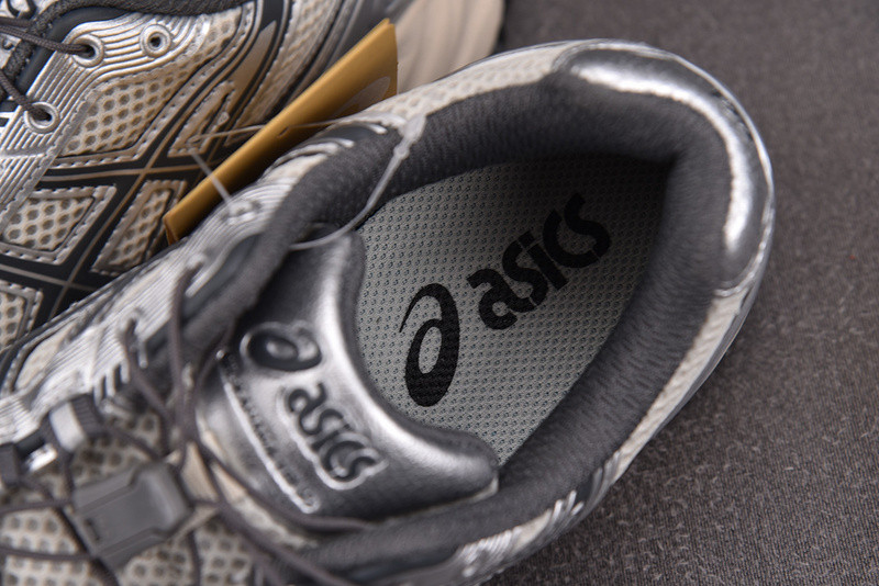 ASICS Gel-Kahana TR V4