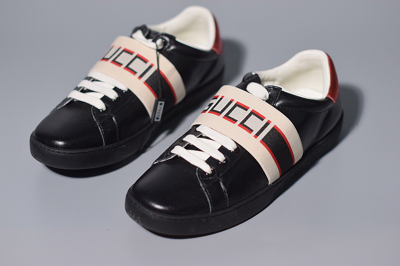 G*u*i ace embroidered low-top sneaker