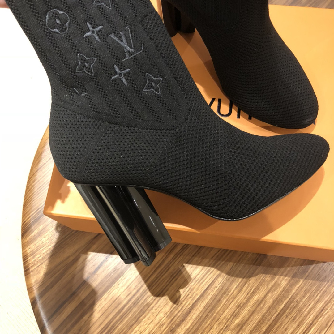 LVT BOOTS