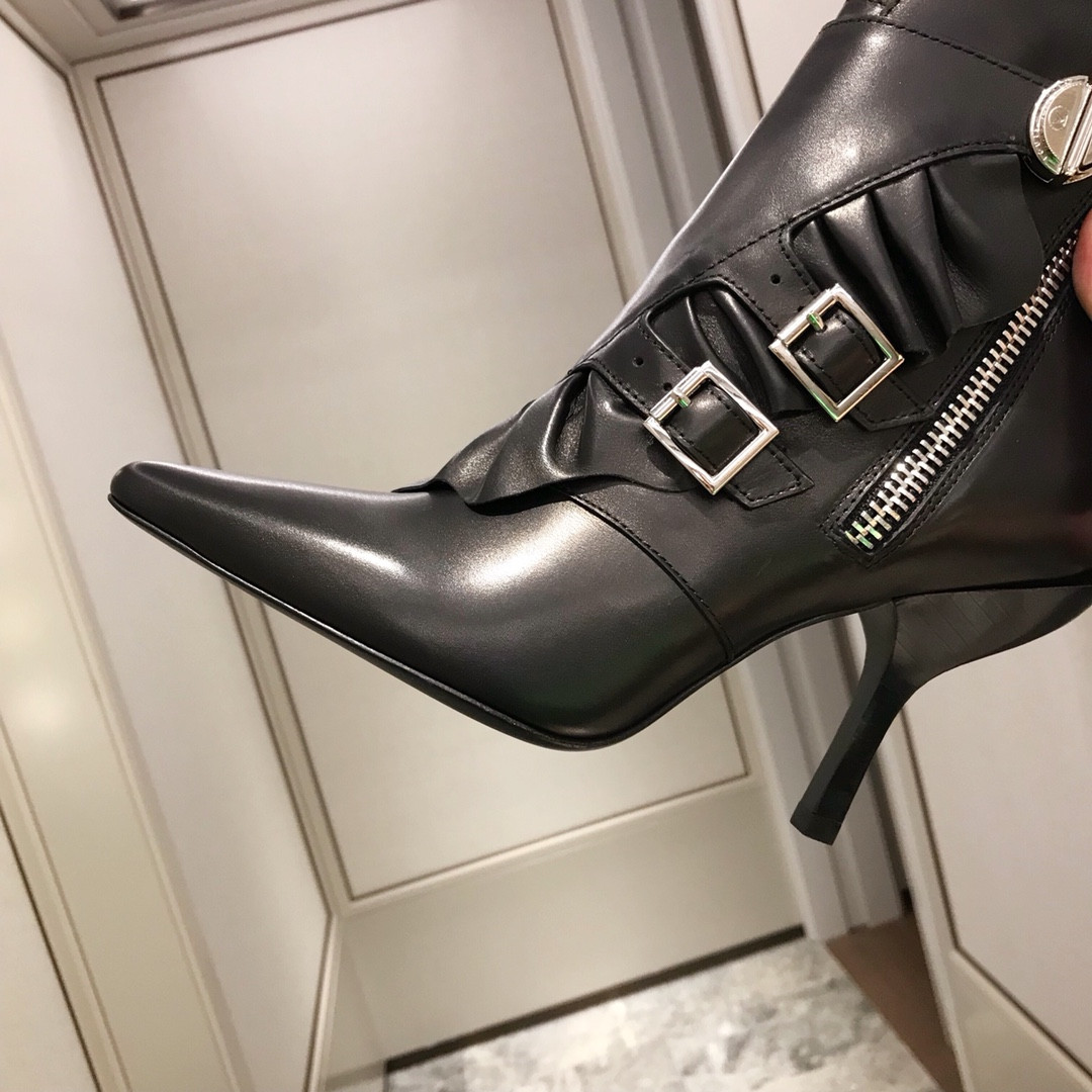 LVT BOOTS