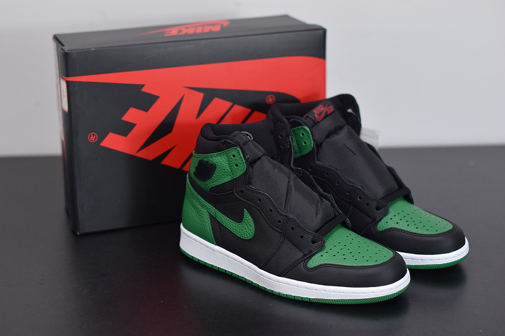 AIR JORDAN 1 PINE GREEN  555088-030