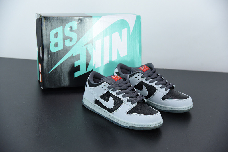 ATLAS X DUNK LOW PREMIUM SB 