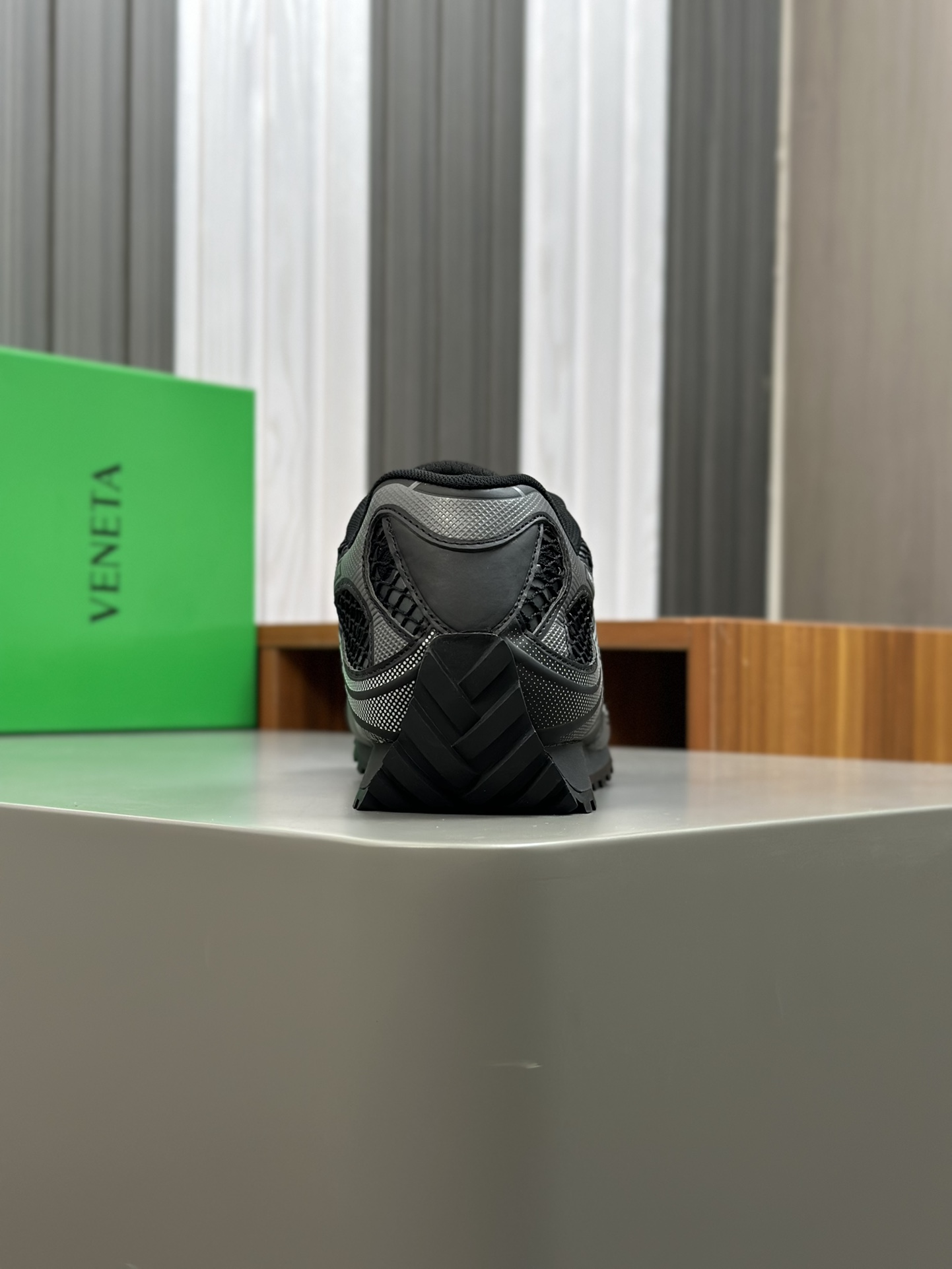 bo*te*ga Ve*ne*ta orbit sneaker