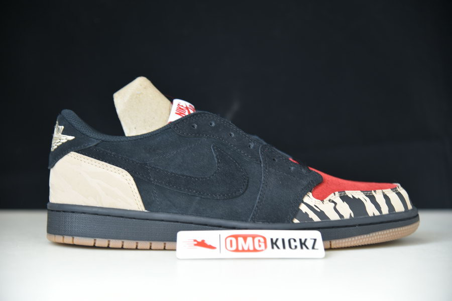 SOLEFLY X AIR JORDDAN 1 LOW