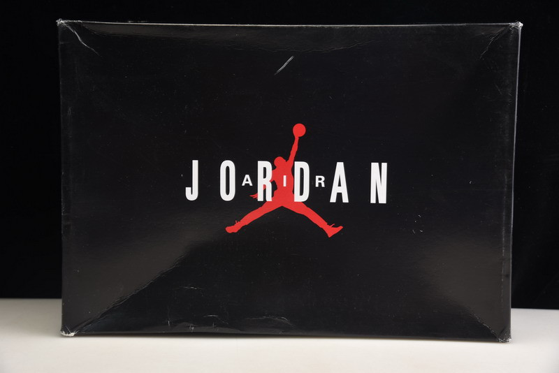 AIR JORDAN 11 RETRO LOW SUEDE "SUEDE" AV2187-160