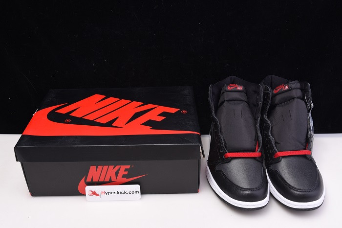 AIR JORDAN 1 SATIN BLACK GYM RED 555088-060