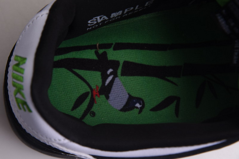 NIKE SB DUNK LOW “PANDA PIGEON” BV1310-013