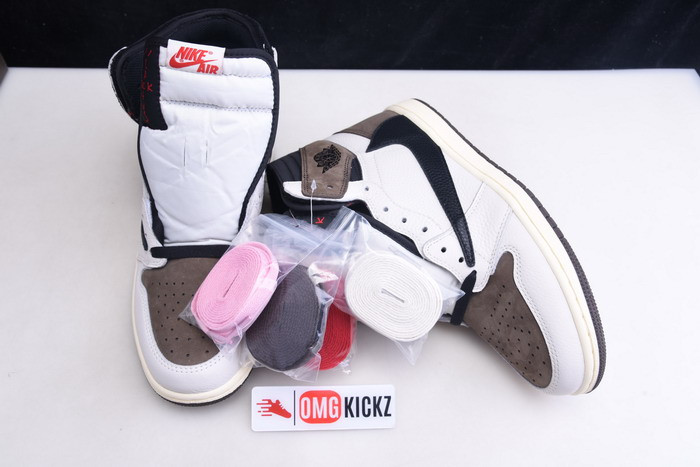 AIR JORDAN 1 RETRO HIGH TRAVIS SCOTT