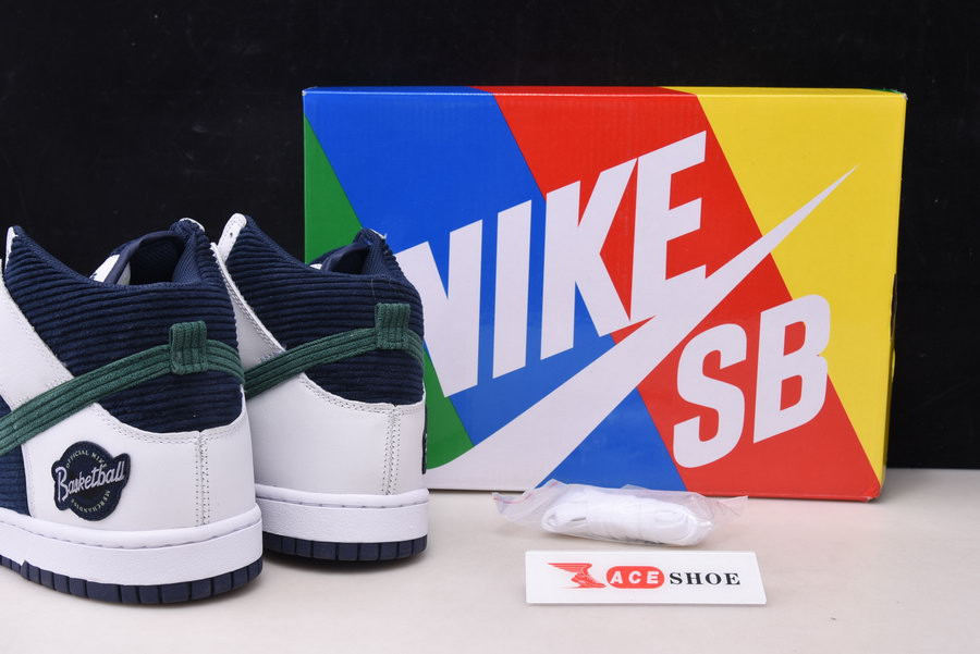 NIKE DUNK HIGH “SPORTS SPECIALTIES“ DH0953-400