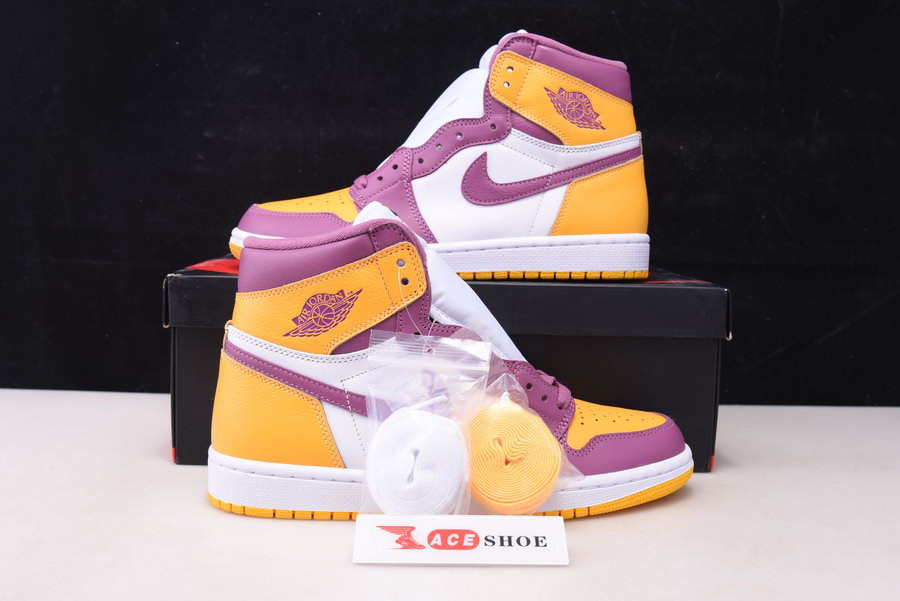 AIR JORDAN 1 HIGH OG “BROTHERHOOD