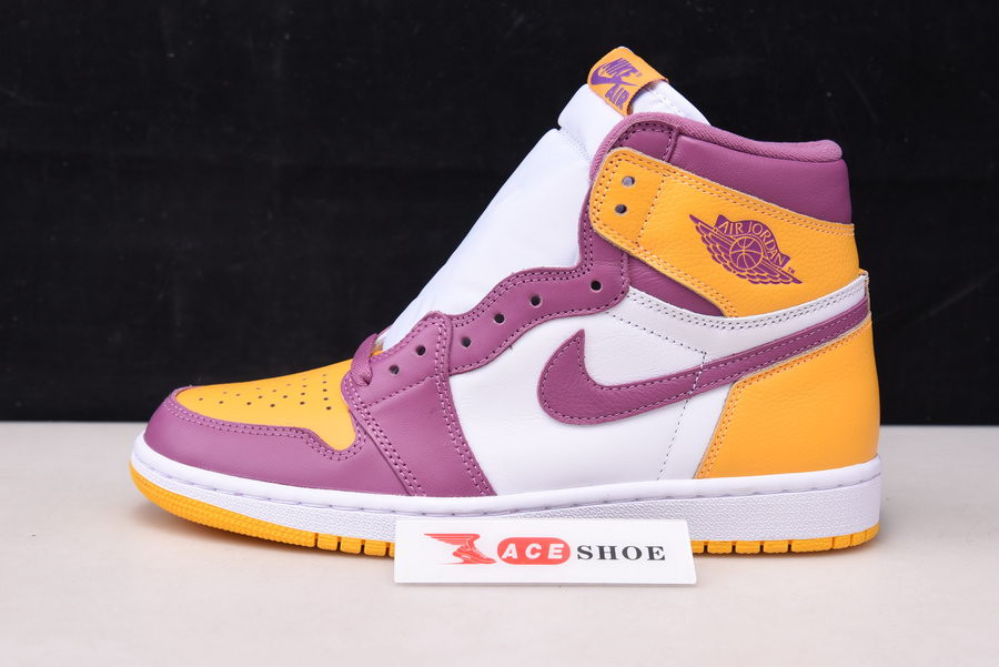 AIR JORDAN 1 HIGH OG “BROTHERHOOD