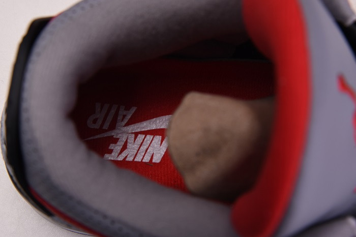 AIR JORDAN 3 RED CEMENT CK5692-600