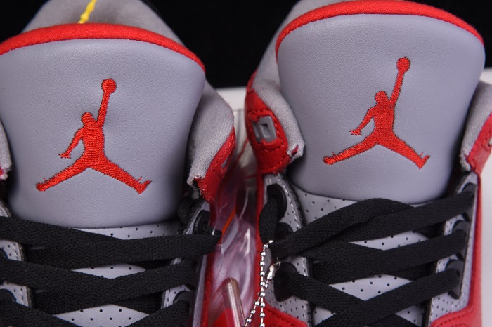 AIR JORDAN 3 RED CEMENT CK5692-600