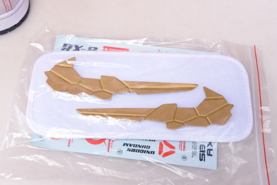 GUNDAM X DUNK HIGH SB ‘PROJECT UNICORN-RX-0’ DH7717-100