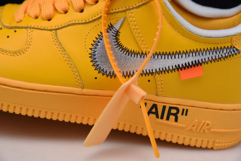 NIKE OF X AIR FORCE 1 LOW UNIVERSITY GOLD DD1876-700