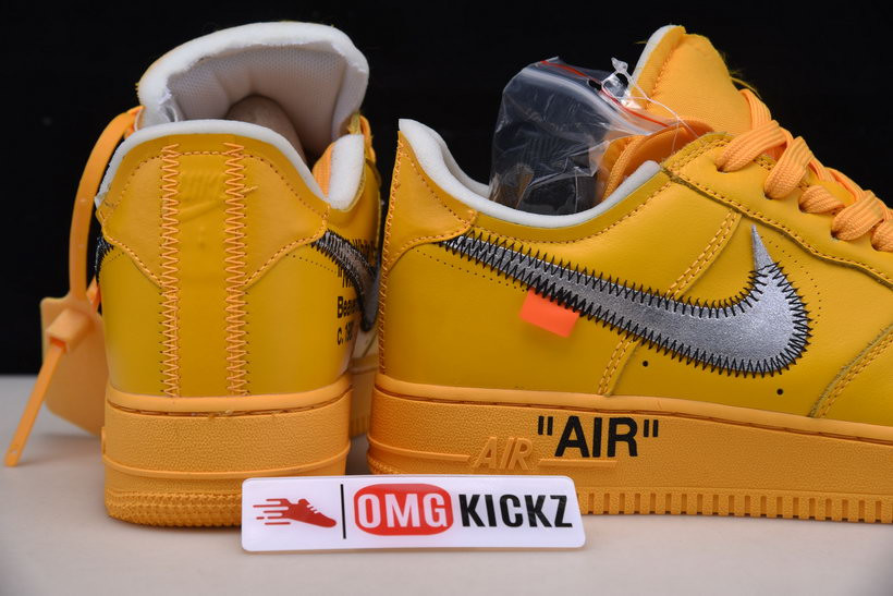 NIKE OF X AIR FORCE 1 LOW UNIVERSITY GOLD DD1876-700