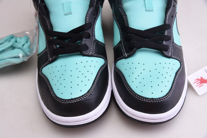 nike dunk low Di*m*nd supply co. "tiffany" 304292-402