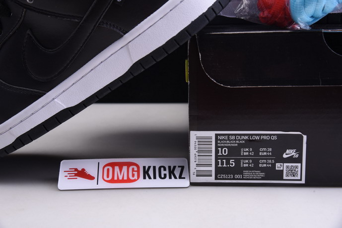 NIKE SB DUNK LOW X CIVILIST CZ5123-001