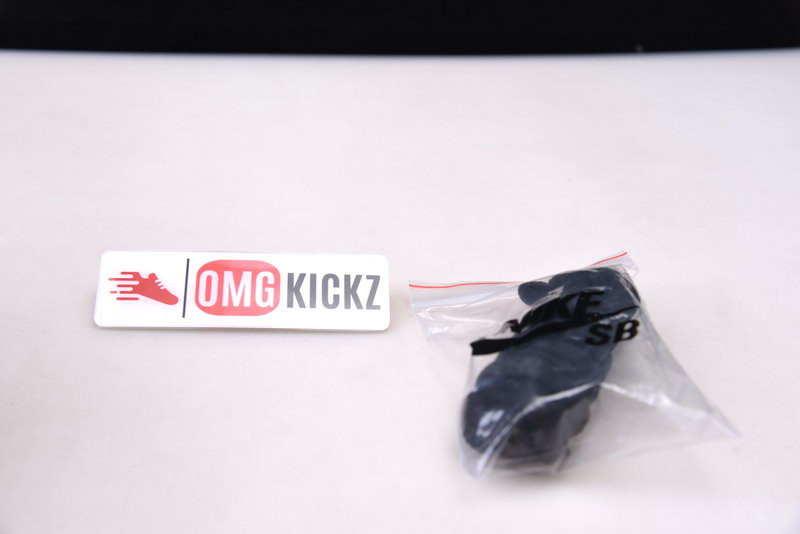 NIKE SB DUNK LOW “CLASSIC GREEN” BQ6817-302