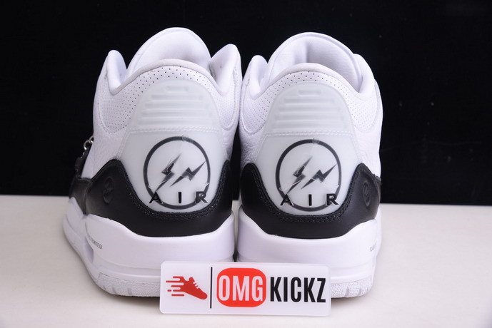 AIR JORDAN 3 SP “WHITE/BLACK DA3595-100