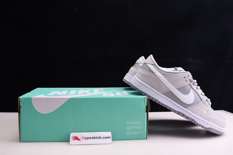 NIKE SB DUNK LOW TRD "SUMMIT WHITE" AR0778-110