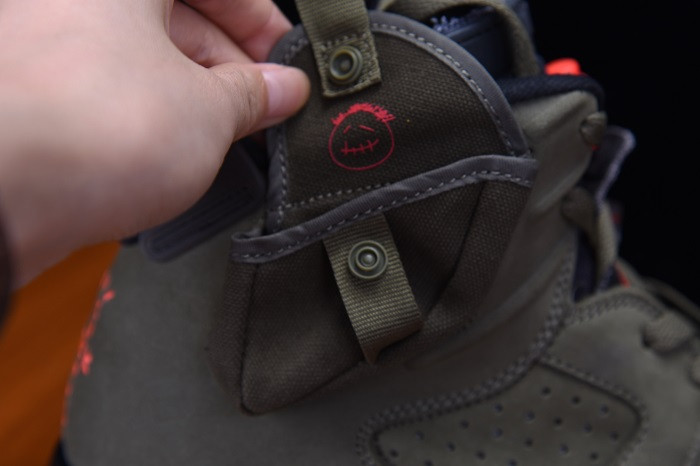 AIR JORDAN 6 TRAVIS SCOTT MEDIUM OLIVE CN1084-200