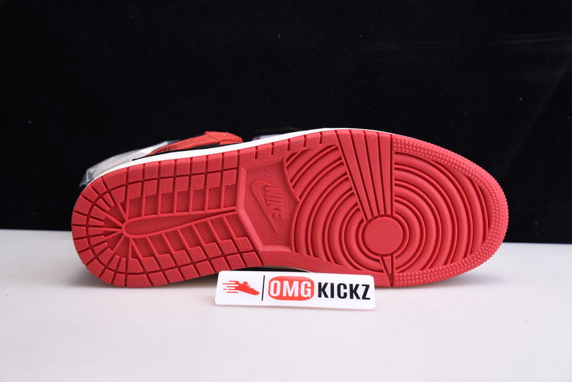 AIR JORDAN 1 RETRO HIGH TRAVIS SCOTT