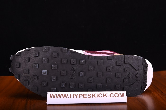 NIKE SACAI X LDV WAFFLE