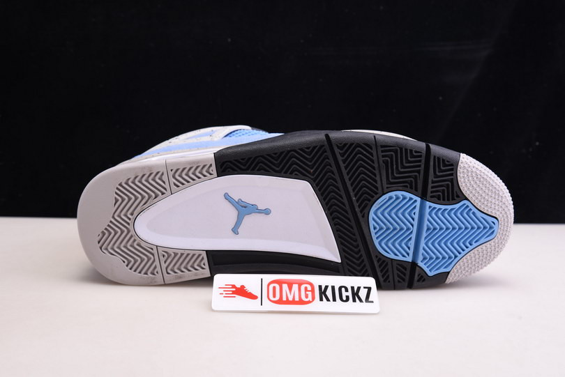 AIR JORDAN 4 “UNIVERSITY BLUE” CT8527-400
