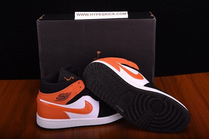 AIR JORDAN 1 MID “SHATTERED BACKBOARD”  554724-058