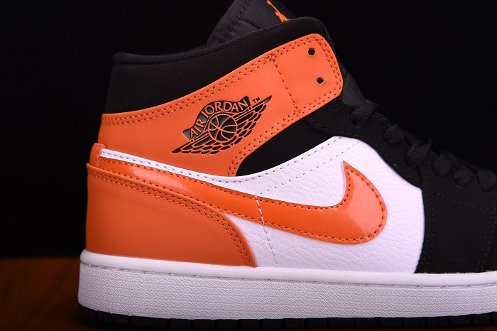 AIR JORDAN 1 MID “SHATTERED BACKBOARD”  554724-058