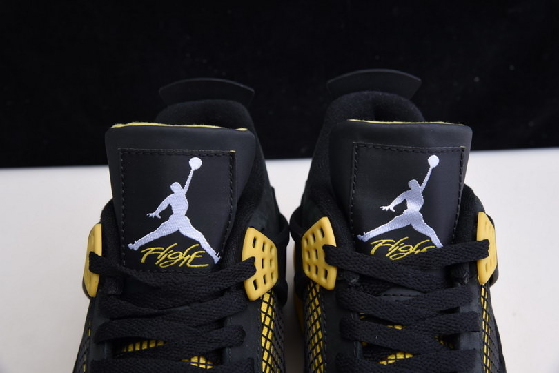 AIR JORDAN 4 RETRO 