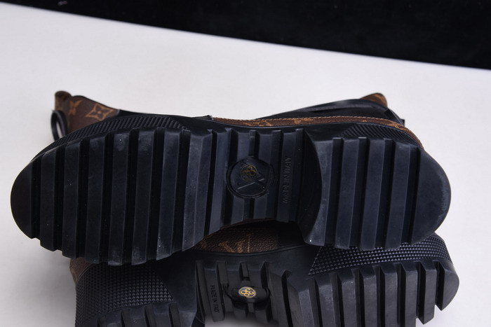 LVT BOOTS