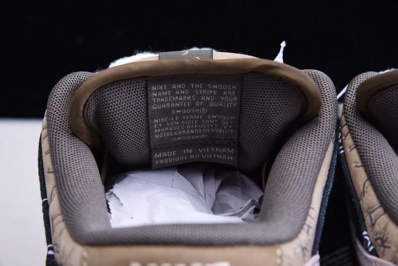 NIKE SB DUNK X TRAVIS SCOTT LOW CT5053-001