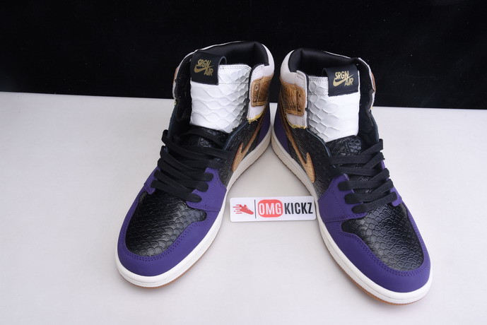 KOBE BRYANT X AIR JORDAN 1 HIGH OG BLACK-PURPLE 555088-171