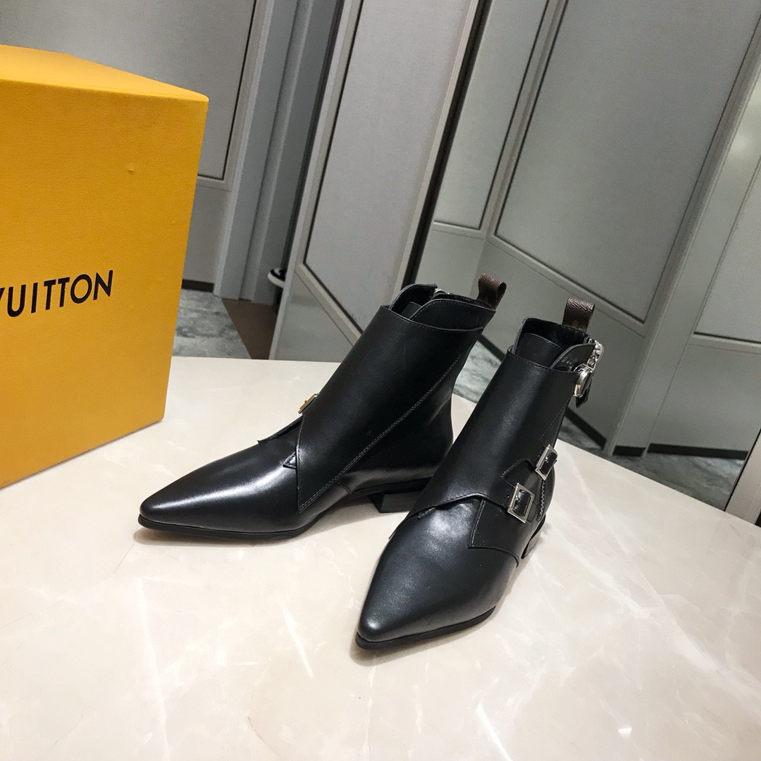LVT BOOTS