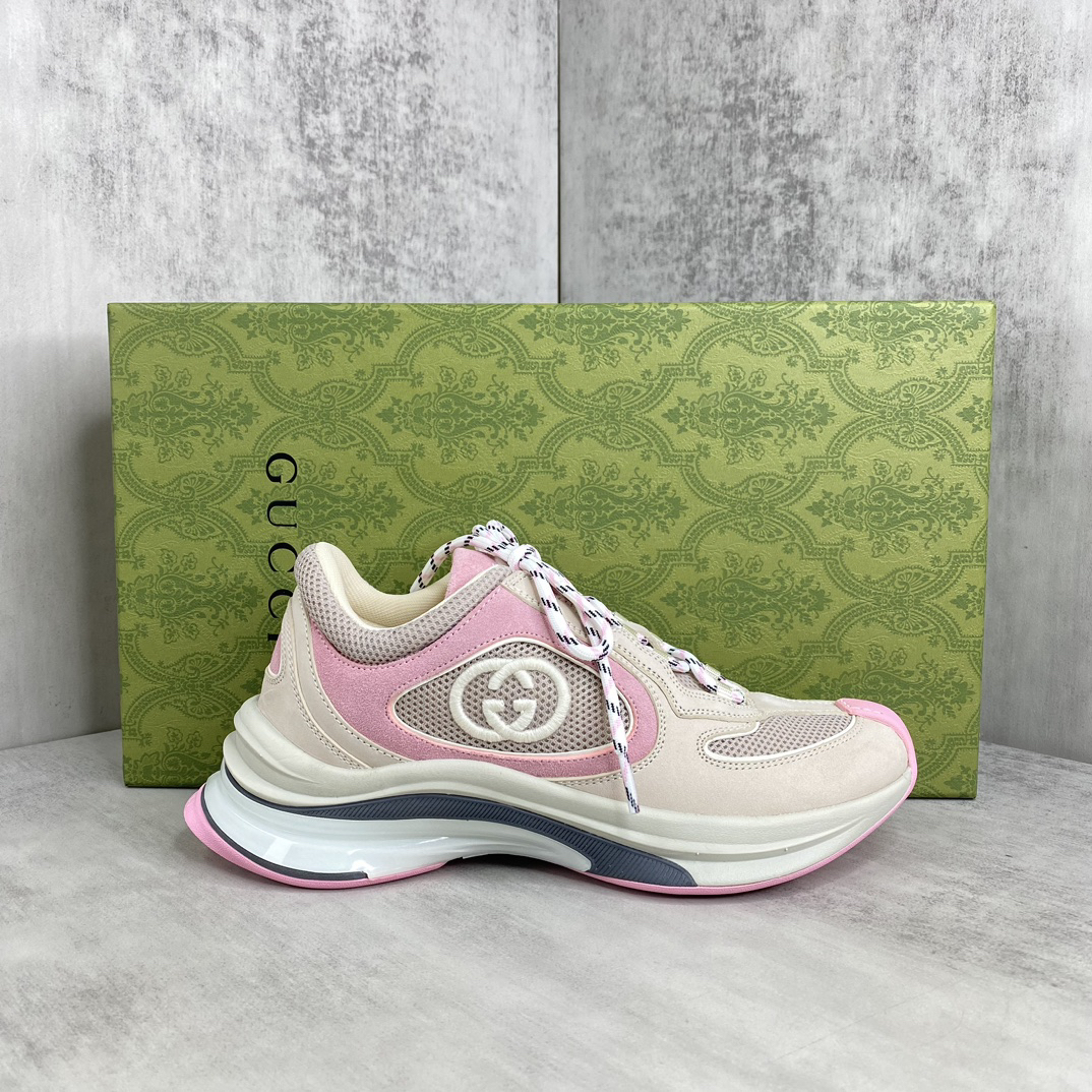 G*u*i sneaker