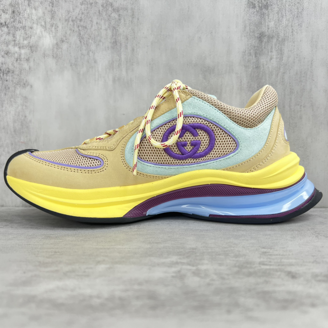 G*u*i sneaker