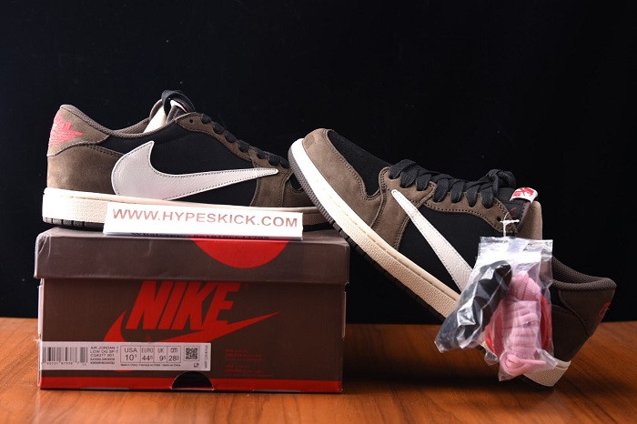 AIR JORDAN 1 RETRO HIGH TRAVIS SCOTT  LOW DARK MOCHA CQ4277-001