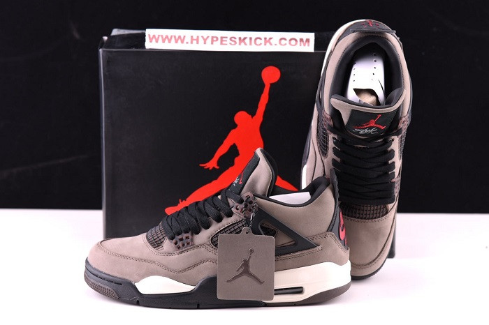 AIR JORDAN 4 RETRO GREY1033066
