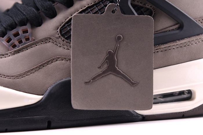 AIR JORDAN 4 RETRO GREY1033066