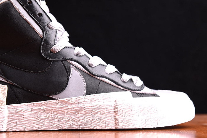 NIKE SHOX R4 X NEYMAR BV0072-002