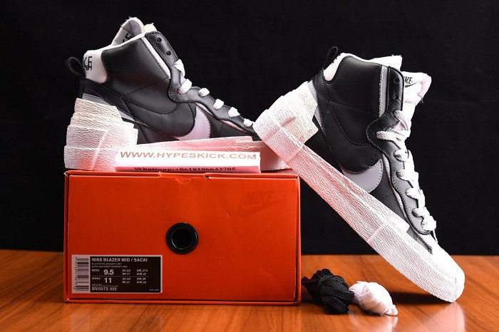 NIKE SHOX R4 X NEYMAR BV0072-002