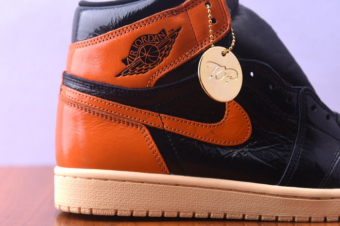 AIR JORDAN 1 RETRO HIGH OG SHATTERED BACKBOARD 3.0 555088-028