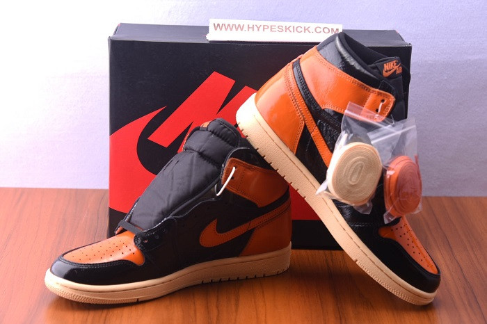 AIR JORDAN 1 RETRO HIGH OG SHATTERED BACKBOARD 3.0 555088-028