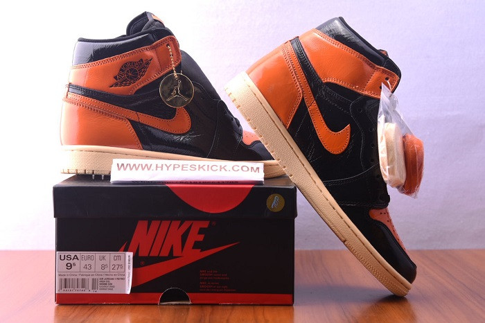 AIR JORDAN 1 RETRO HIGH OG SHATTERED BACKBOARD 3.0 555088-028