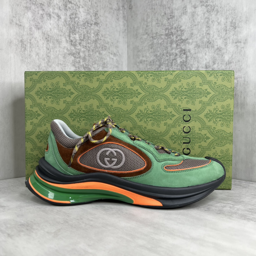 G*u*i sneaker
